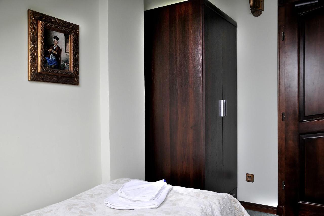 미엘노 Zacisze B&B 외부 사진