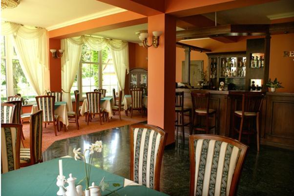 미엘노 Zacisze B&B 외부 사진